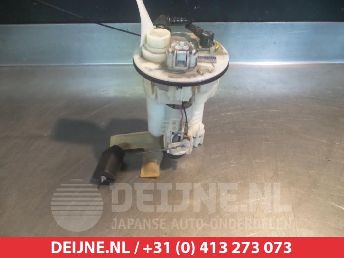 Gebruikte Tank element Pomp Toyota Corolla Wagon (E12) 1.6 16V VVT-i Prijs € 25,00 Margeregeling aangeboden door V.Deijne Jap.Auto-onderdelen BV