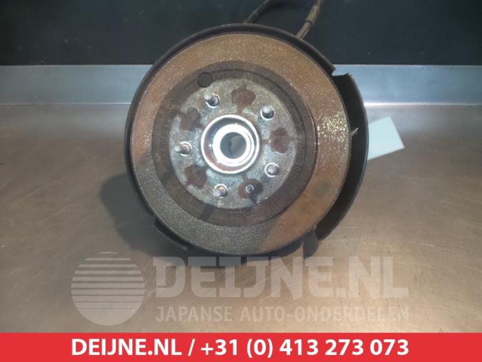 Chevrolet Captiva Fusee links-achter O380317
