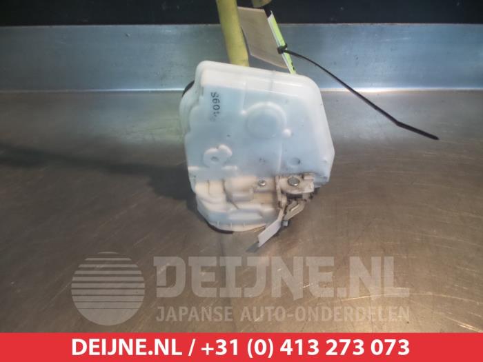 Mazda 2 Deurslot Mechaniek 4Deurs rechts-voor O280649