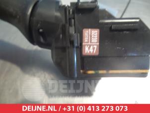 Toyota Verso-S Ruitenwis Schakelaar O310552 foto 2