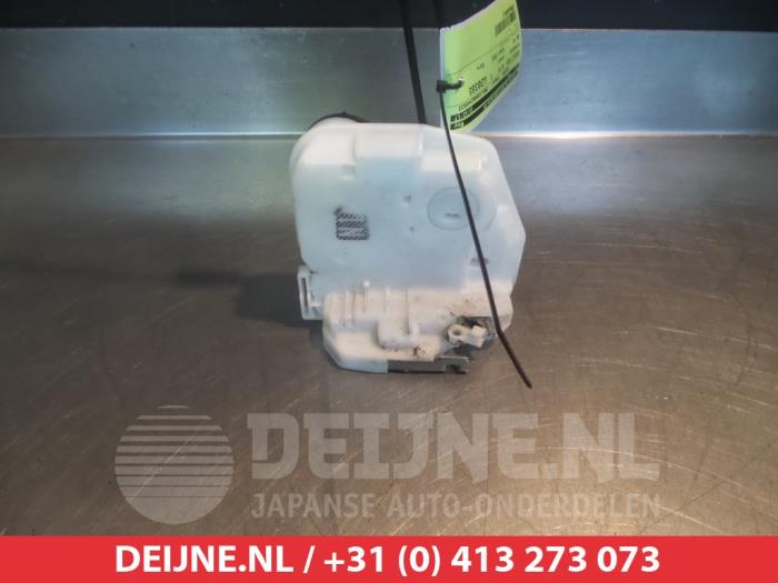 Mitsubishi ASX Deurslot Mechaniek 4Deurs rechts-voor O281038