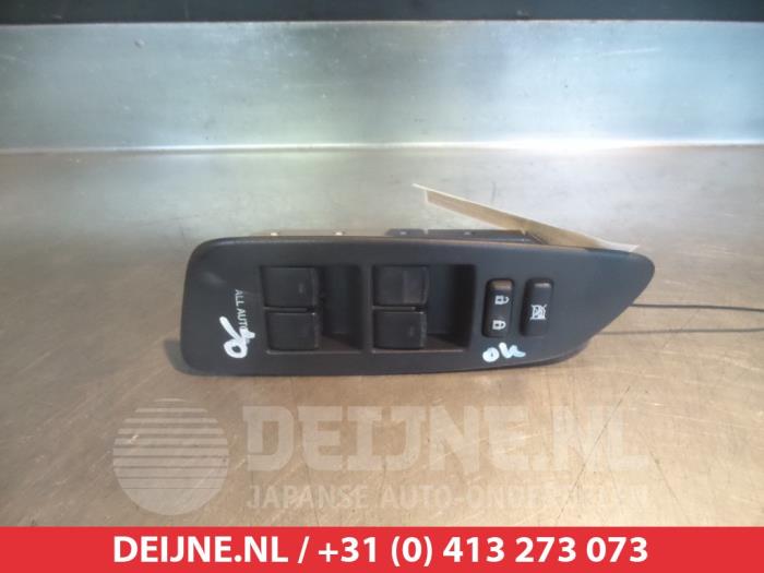 Toyota Auris Kombischalter Fenster O312517