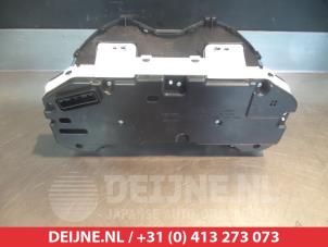 Toyota Auris Tacho - Kombiinstrument KM O305235 foto 2