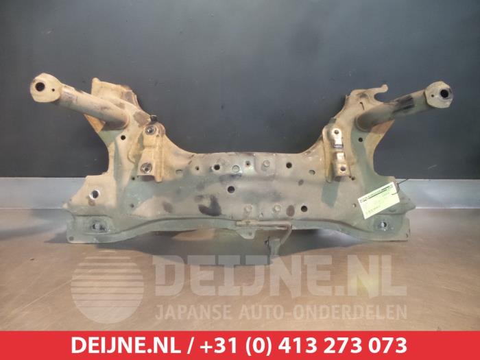 Subframe van een Daihatsu Cuore (L251/271/276) 1.0 12V DVVT 2007