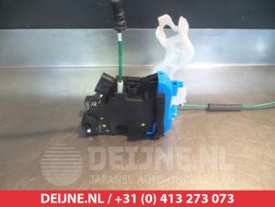 Hyundai I30 Deurslot Mechaniek 4Deurs rechts-achter O281362 foto 2