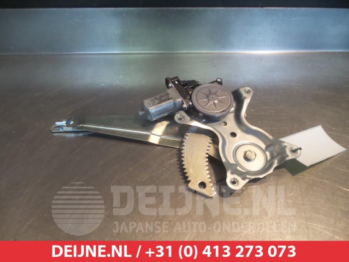 Mitsubishi Space Star Ruitmechaniek 4Deurs rechts-achter O291433