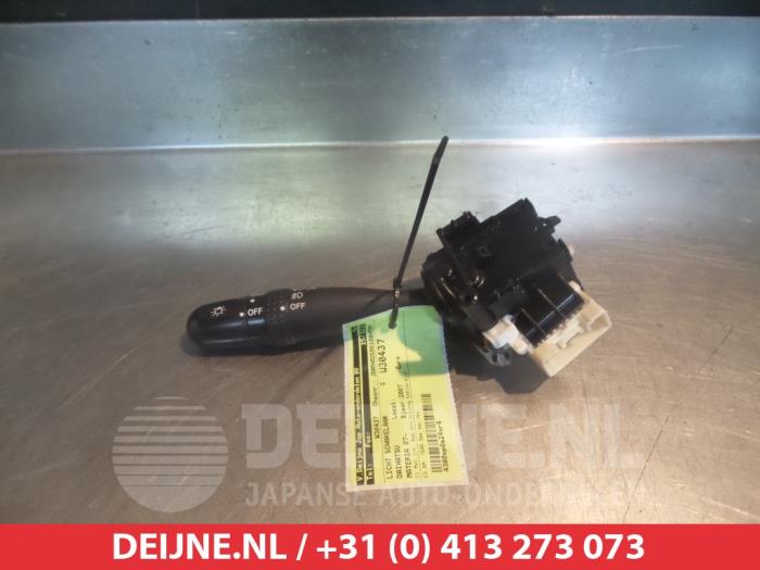 Daihatsu Materia Licht Schakelaar O307150