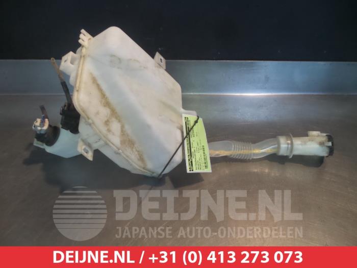 Daihatsu Materia Scheibensprühertank vorne O340745