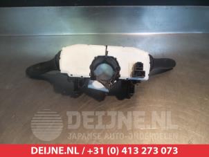 Nissan Pulsar Steering column stalk O308530 photo 2