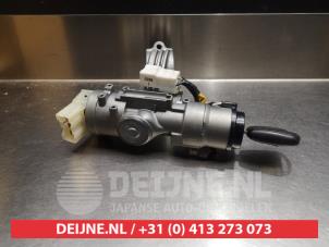Hyundai Accent Ignition lock + key O334927 photo 2