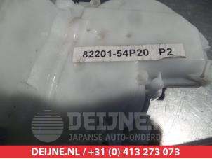 Suzuki Vitara Front door lock mechanism 4-door, right O281182 photo 3