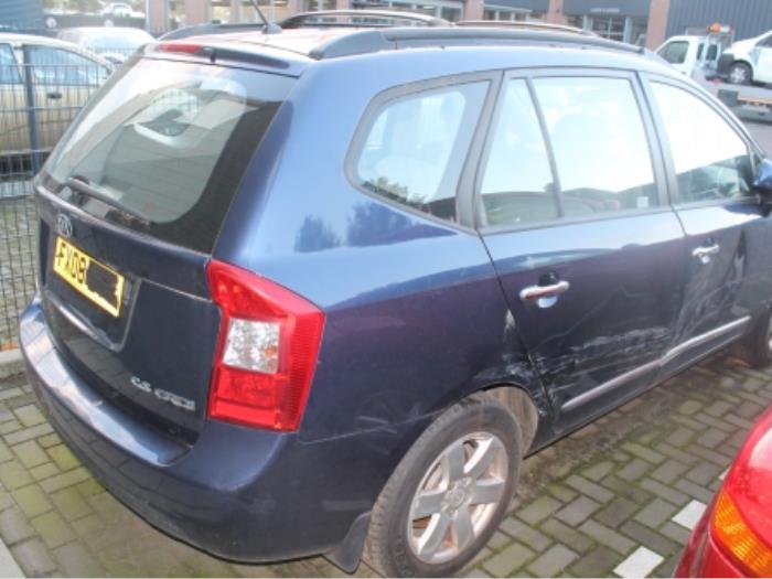 Kia Carens Achterklep O296187