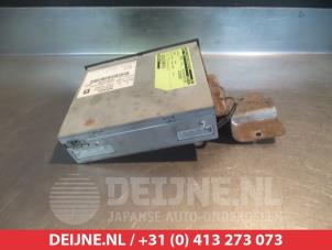 Nissan Navara CD player O312638 photo 2