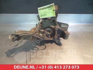 Kia Ceed Achsschenkel rechts vorne O323726 foto 2