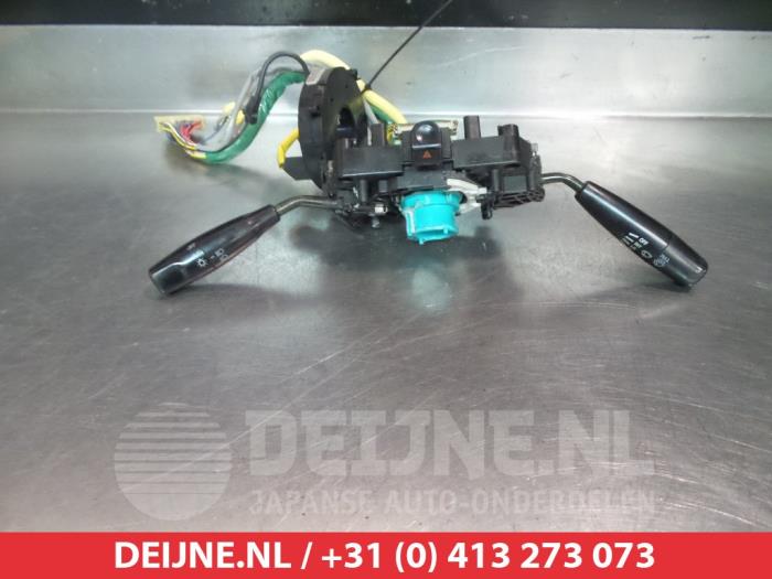 Suzuki Swift Steering column stalk O309174