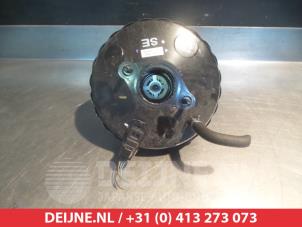 Gebruikte Rembooster Mitsubishi Space Star (A0) 1.0 12V Prijs € 50,00 Margeregeling aangeboden door V.Deijne Jap.Auto-onderdelen BV