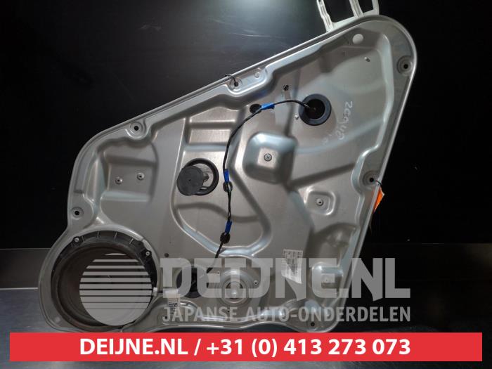 Kia Ceed Ruitmechaniek 4Deurs links-achter O290562