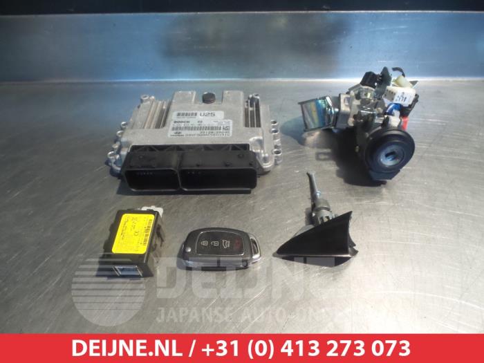 Hyundai I40 Computer Motormanagement O344404