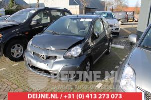 Toyota Aygo Stoßstangenrost O264723 foto 2