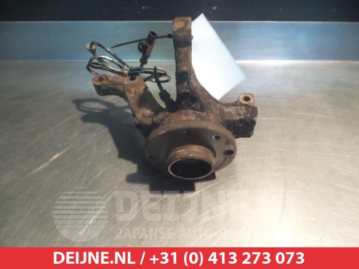 Nissan Micra CC Knuckle, front left O322569