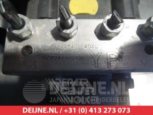 Toyota C-HR ABS pump O338633 photo 3