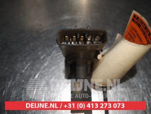 Toyota Avensis Airflow meter O343037 photo 2