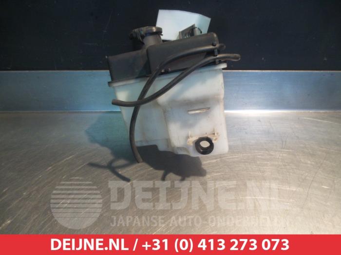 Hyundai Getz Scheibensprühertank vorne O340426