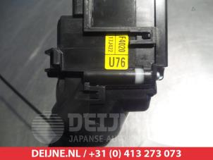 Toyota C-HR Wiper switch O310521 photo 2