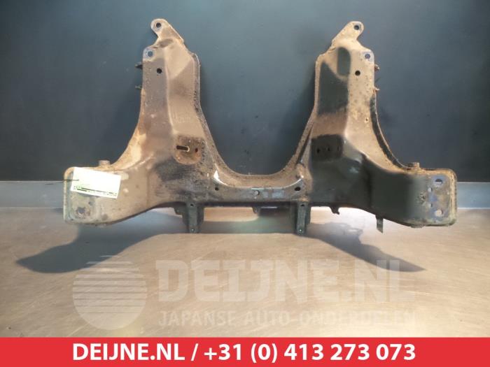 Gebruikte Subframe Mazda MX-5 (NA18/35/6C/8C) 1.8i 16V Prijs € 200,00 Margeregeling aangeboden door V.Deijne Jap.Auto-onderdelen BV