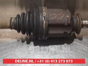 Toyota Rav-4 Aandrijfas rechts-voor O320213 foto 3