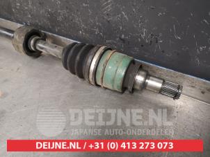 Toyota Yaris Front drive shaft, right O320033 photo 3