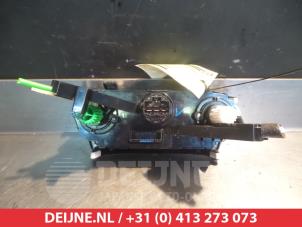 Hyundai I20 Heater control panel O305598 photo 2