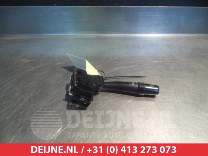 Toyota Avensis Ruitenwis Schakelaar O310376