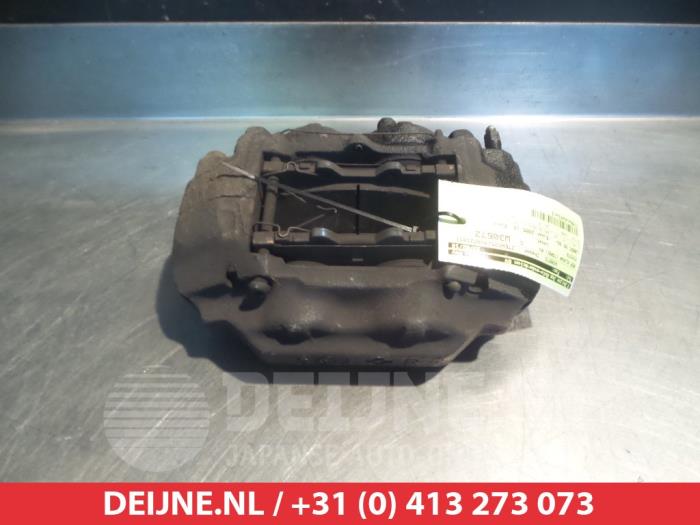 Toyota Landcruiser Remklauw (Tang) rechts-voor O390301