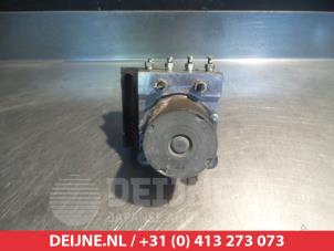 Subaru Forester ABS pump O337711 photo 2