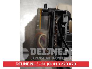Subaru Justy Scheibenwischer Schalter O309786 foto 4