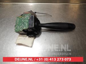 Subaru Justy Scheibenwischer Schalter O309786 foto 3