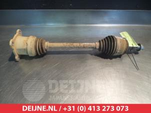 Gebruikte Homokineetas links-voor Suzuki Grand Vitara II (JT) 2.4 16V Prijs € 50,00 Margeregeling aangeboden door V.Deijne Jap.Auto-onderdelen BV