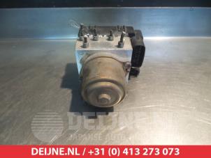 Mitsubishi Pajero ABS Pomp O338074 foto 2