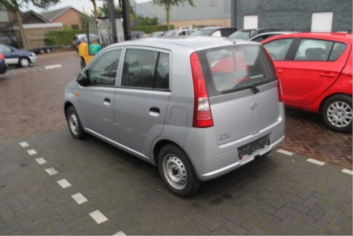 Daihatsu Cuore Tür 4-türig links hinten O285622