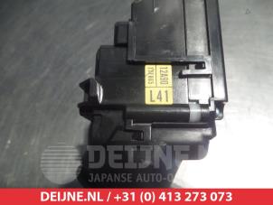 Toyota Rav-4 Wiper switch O310464 photo 3