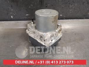 Toyota Rav-4 ABS Pumpe O338597 foto 2