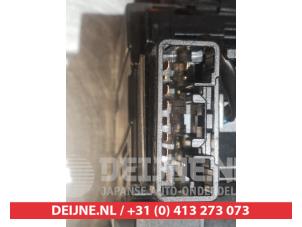 Toyota IQ Light switch O307399 photo 4