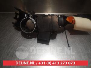 Toyota IQ Light switch O307399 photo 3