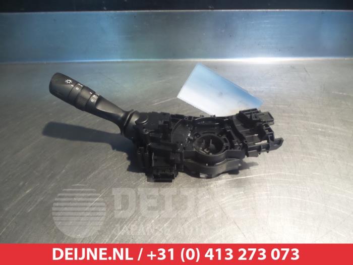 Toyota Auris Light switch O307435