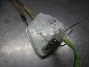 Mazda 2 Door lock mechanism 4-door, front left O279368 photo 4
