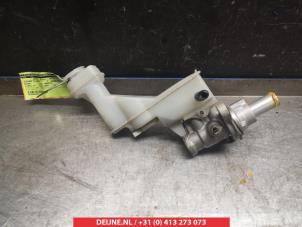 Nissan X-Trail Hauptbremszylinder O336606 foto 2