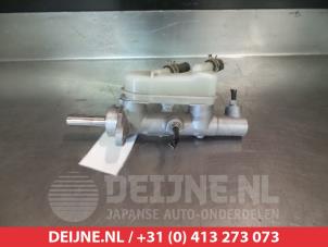 Honda Insight Master cylinder O336846 photo 2