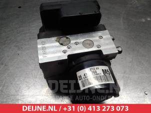 Chevrolet Epica ABS Pomp O337149 foto 3