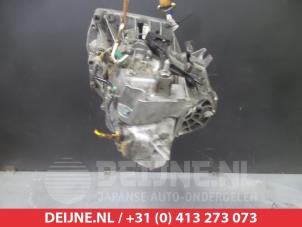 Nissan Pulsar Versnellingsbak O372003 foto 2